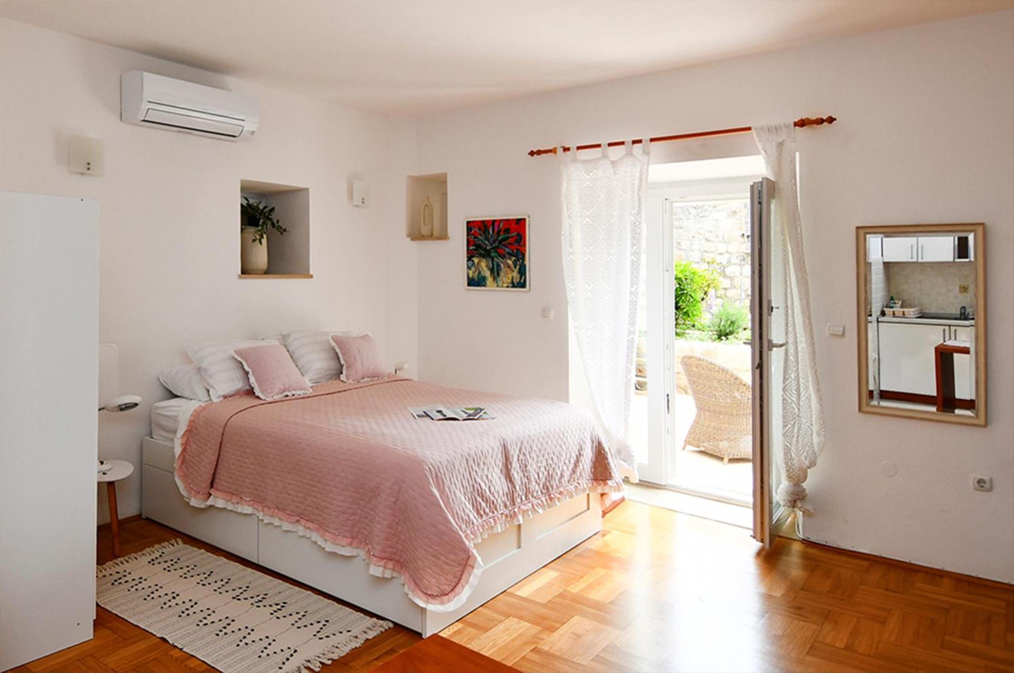 Sunny Garden Ragusa